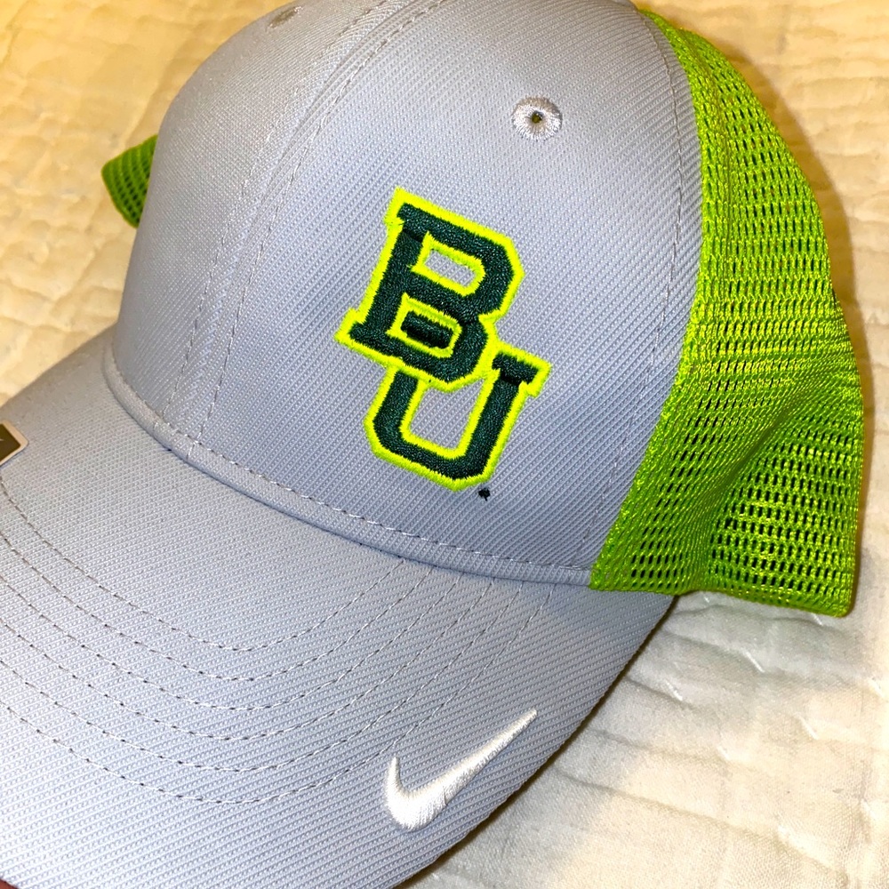Nike Golf Baylor Hat Fitted Size S/M Neon